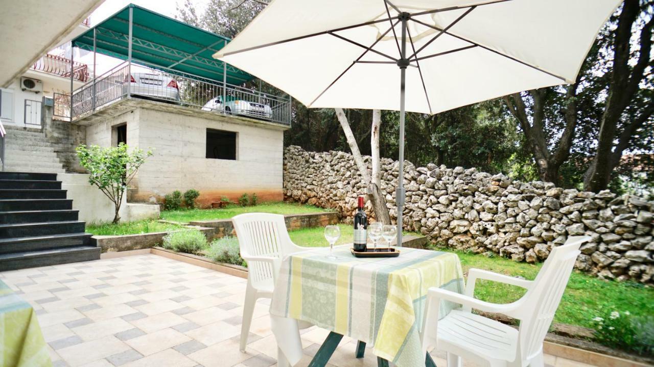 Villa La Vida Loca Seget Vranjica Exterior foto